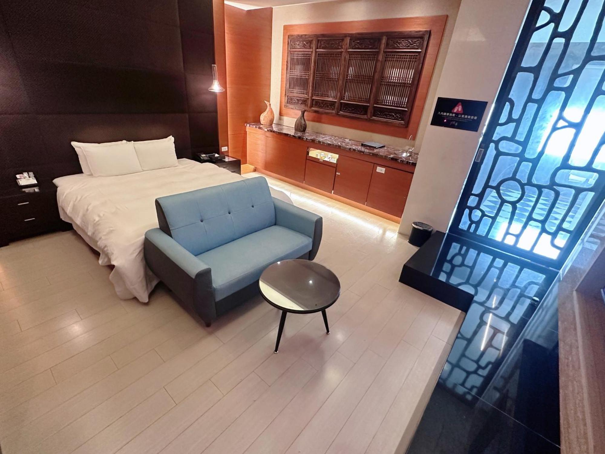 Orient Luxury Villa Motel Huwei Extérieur photo